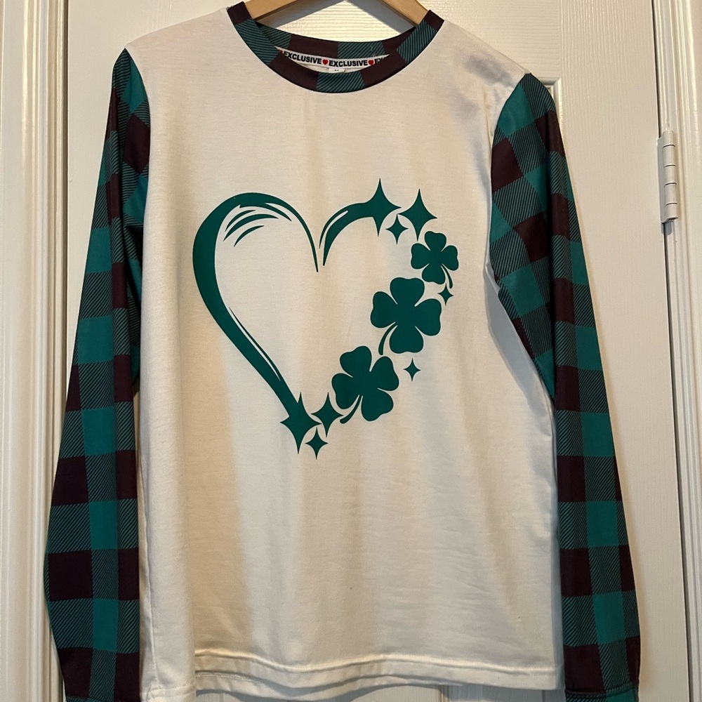 White,green and black checked long sleeve shirt size M